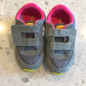 Toddler Girls Saucony running shoes size 7